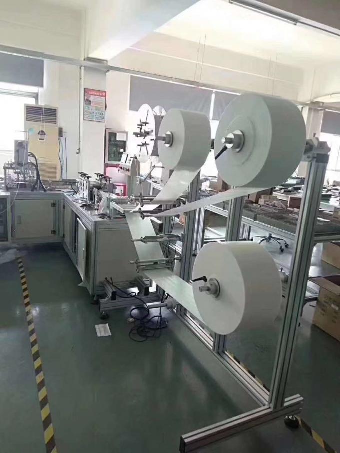 3 médicaux automatiques manient le masque protecteur habilement non tissé faisant la machine 2