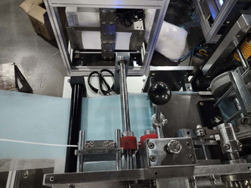 Automatique médical pliant le masque non tissé faisant la machine fournisseur