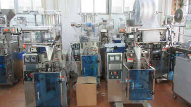 Masque protecteur chirurgical jetable de grande précision faisant la machine fournisseur