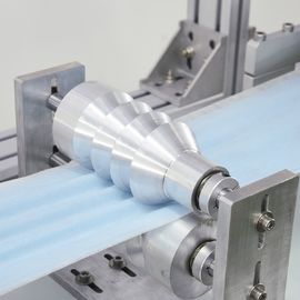 Masque protecteur médical complètement automatique de soudure faisant la machine fournisseur
