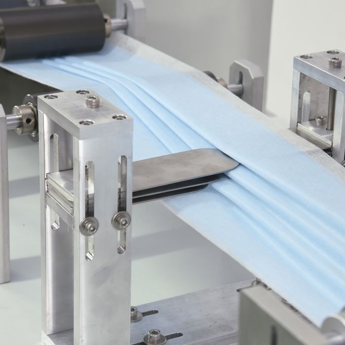 Masque protecteur médical à plat non-tissé d'Earloop faisant la machine 0